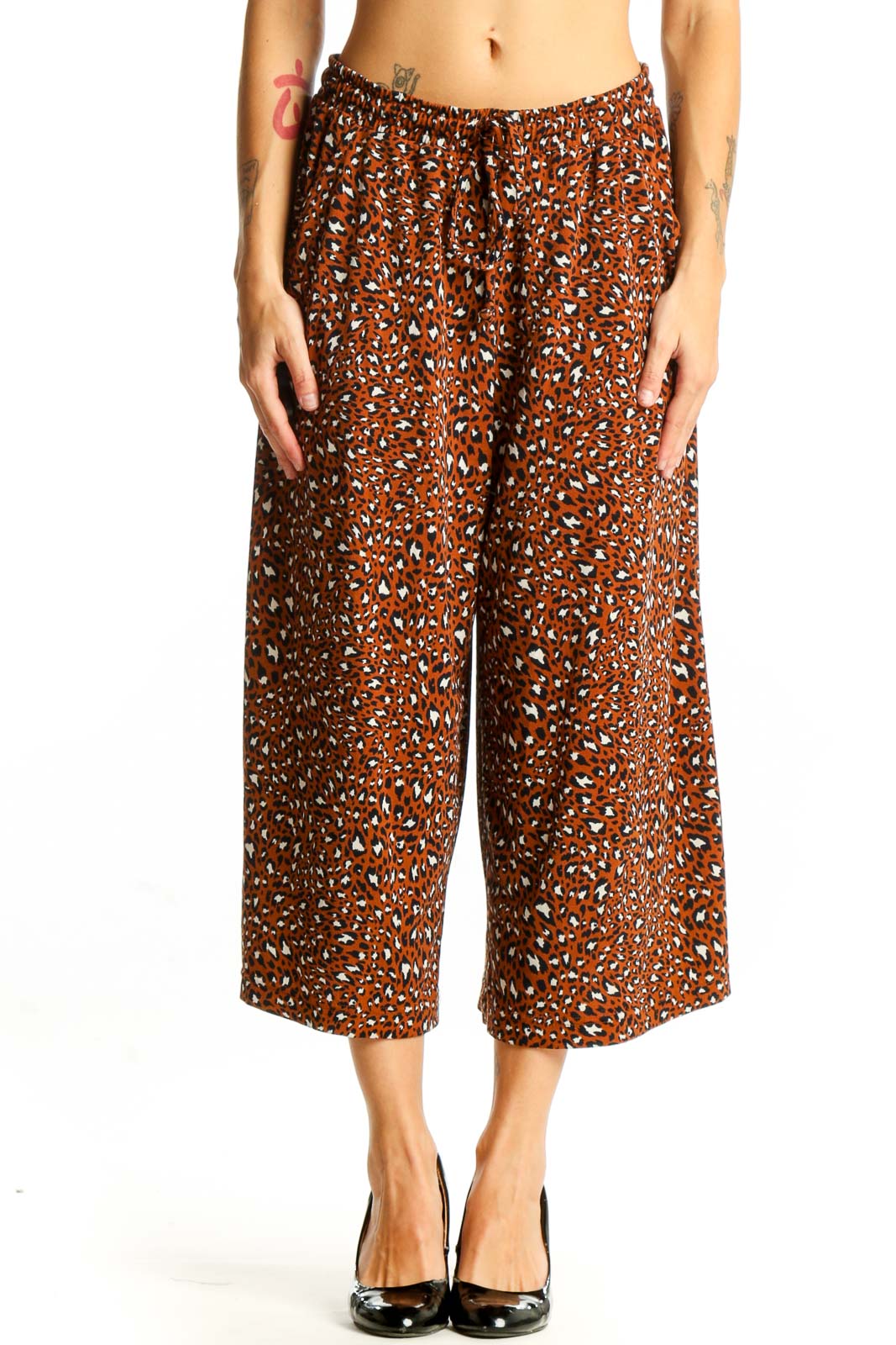 Front view of Banana Republic brown leopard print wide-leg cropped pants