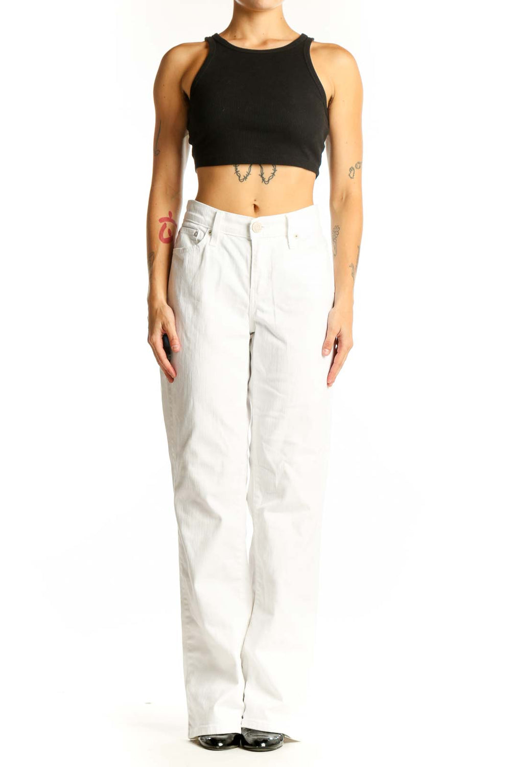 Front view of Levi's white straight leg jeans on model
