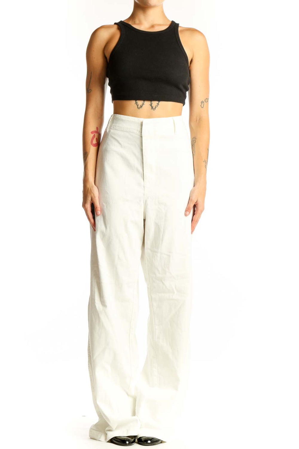 Front view of white wide-leg trousers from KUT from the Kloth