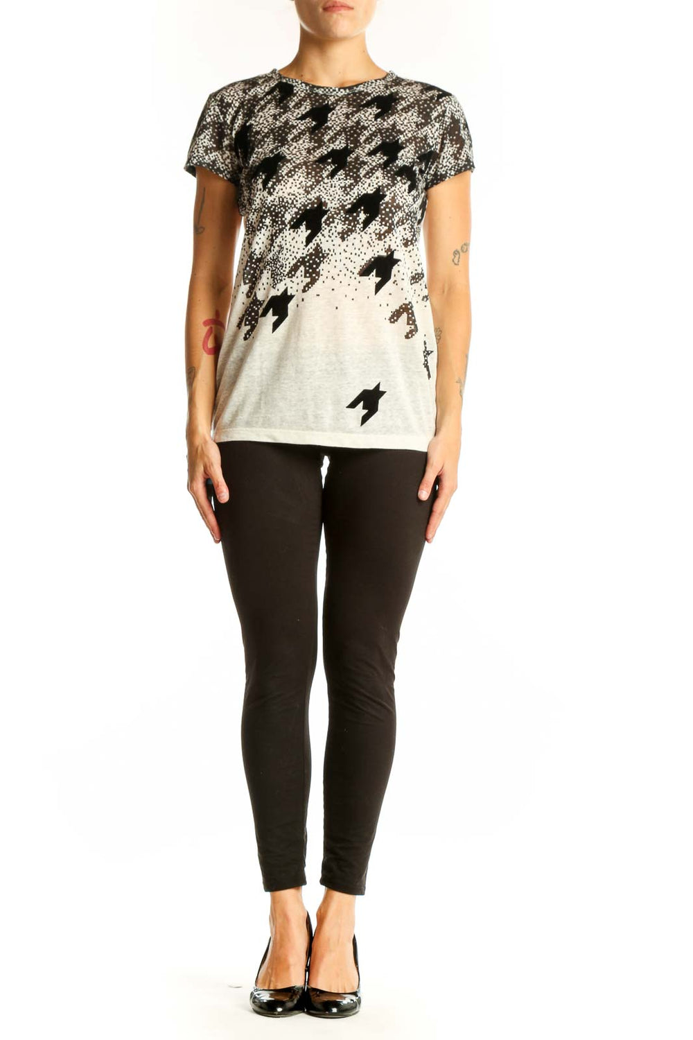 Front view of Marc By Marc Jacobs white linen top with black houndstooth pattern