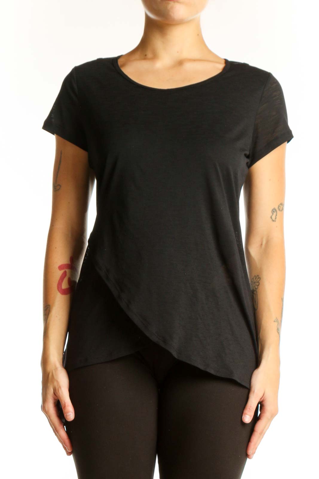 Front view of SilkRoll black asymmetrical hem t-shirt on model