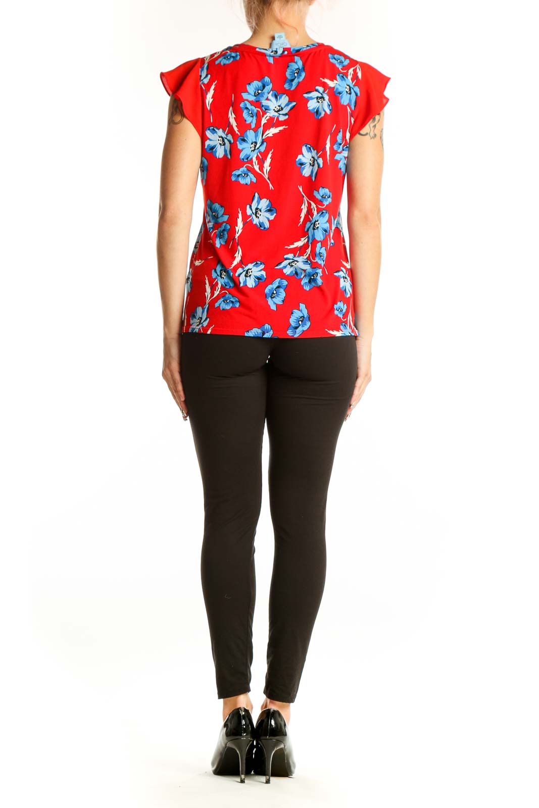 Back view of red CeCe blouse with blue floral print and flutter sleeves