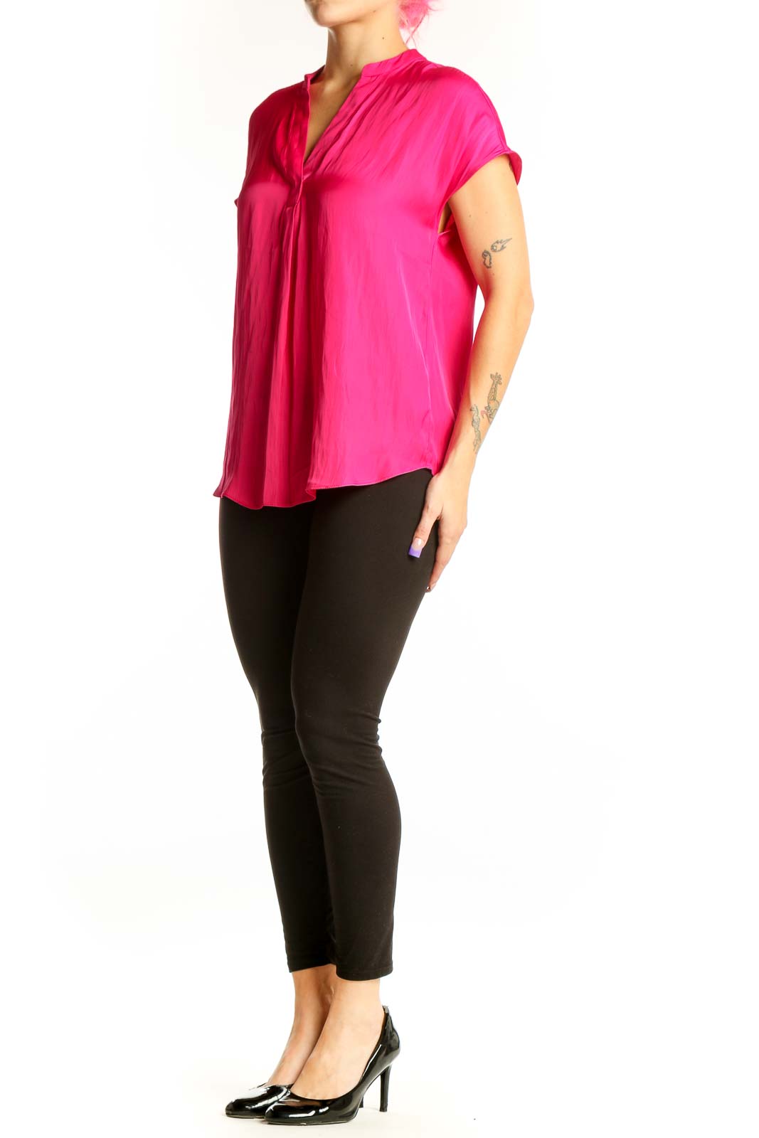 Pink pleated V-neck short sleeve top with A-line silhouette by RACHEL Rachel Roy
