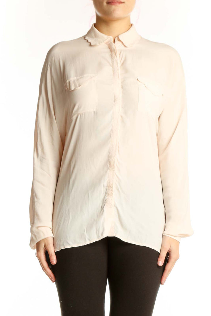 Cream satin viscose button-up shirt with collar and chest pockets, front view