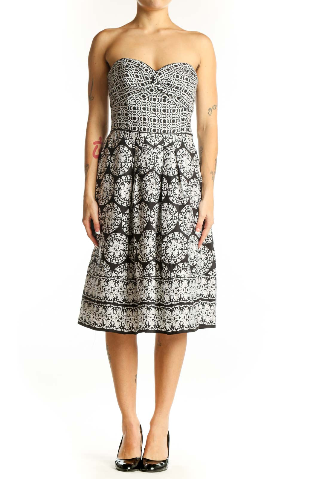 Front view of Black and White Geometric Strapless Dress from White House Black Market