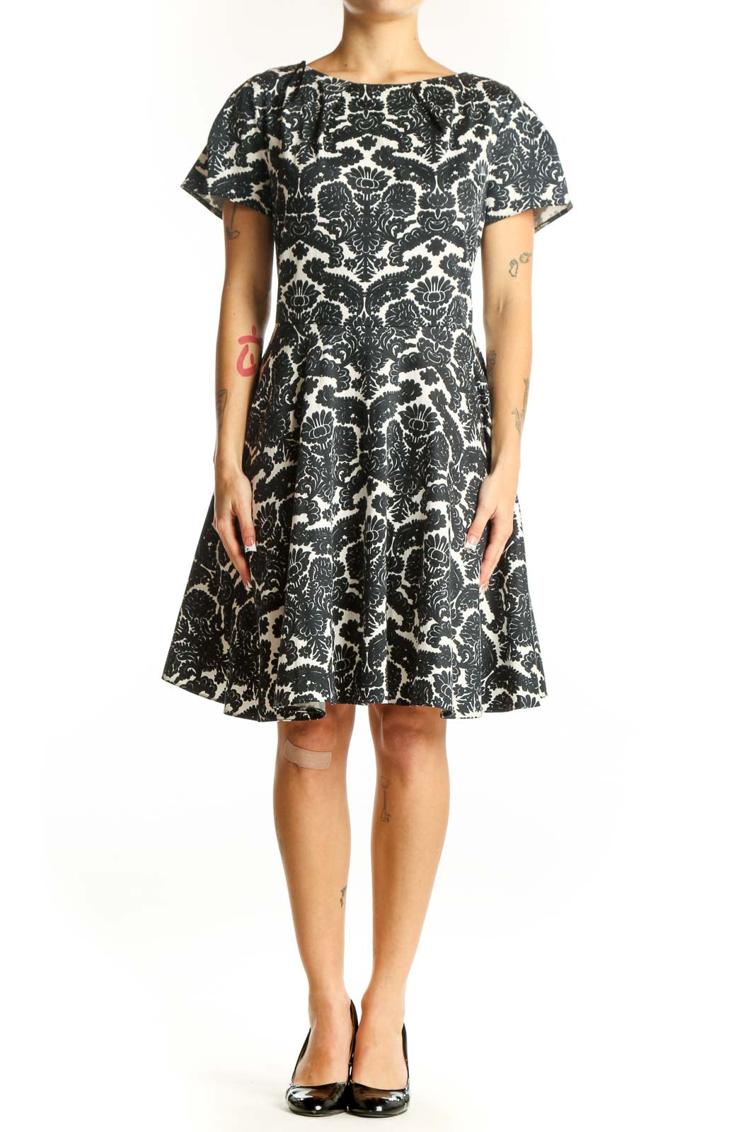 Front view of Closet London black and white floral print fit and flare dress