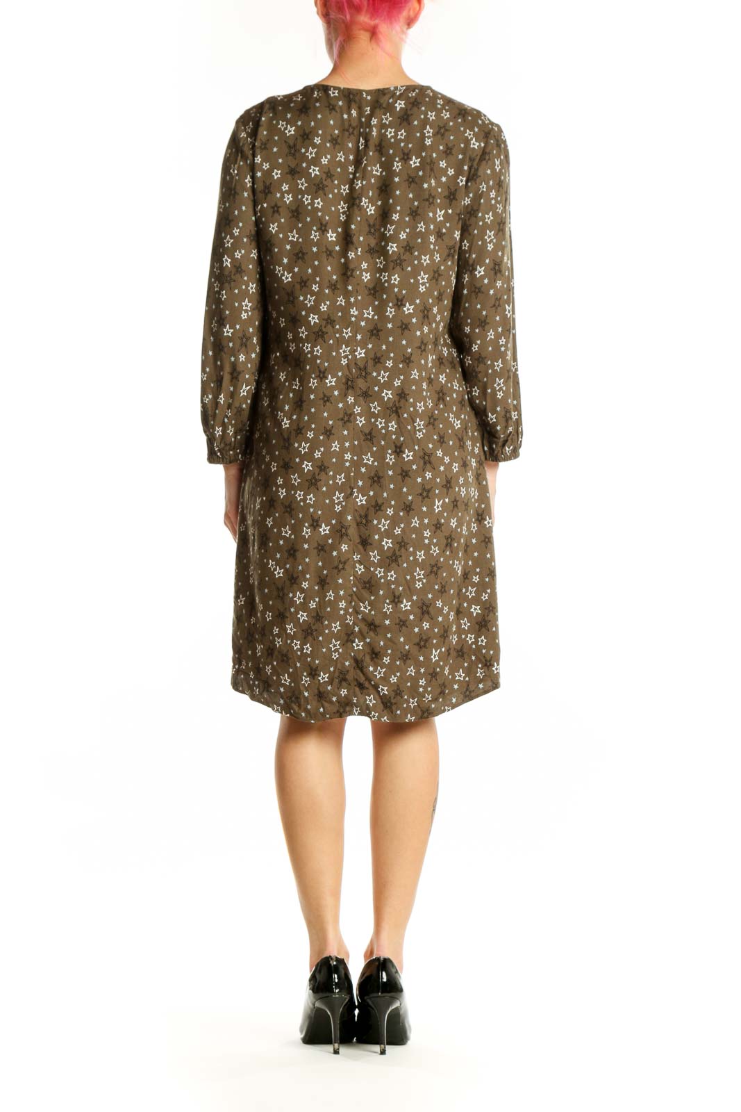 Brown floral viscose day dress with V-neckline and puffed sleeves, back view