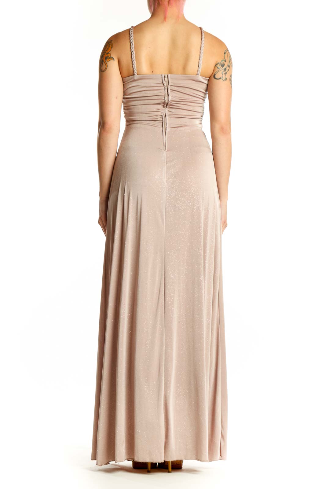 Shop Windsor Clothing and Dresses at SilkRoll. Trade with us!