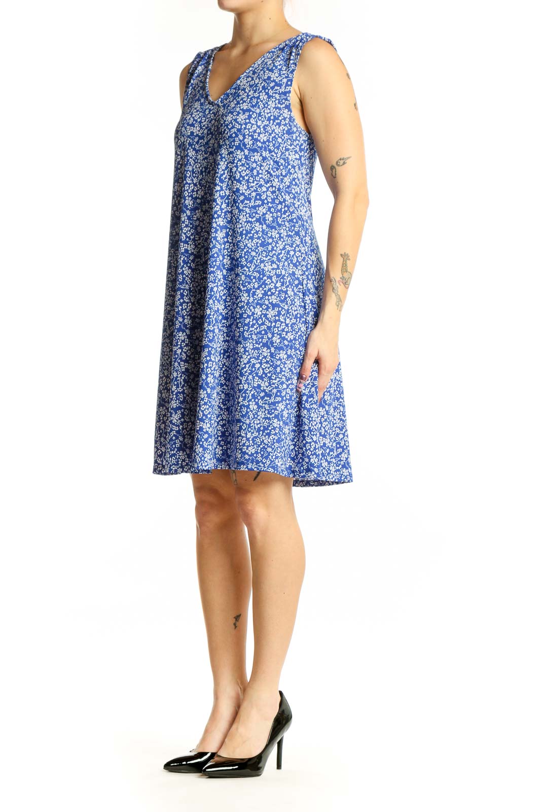 Blue floral V-neck sleeveless A-line dress front view