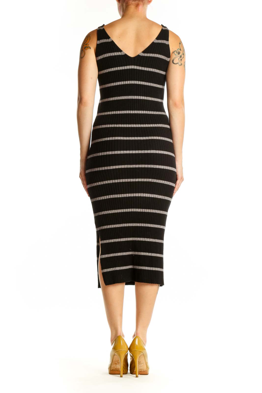 Shop StitchDrop Clothing and Dresses at SilkRoll. Trade with us!
