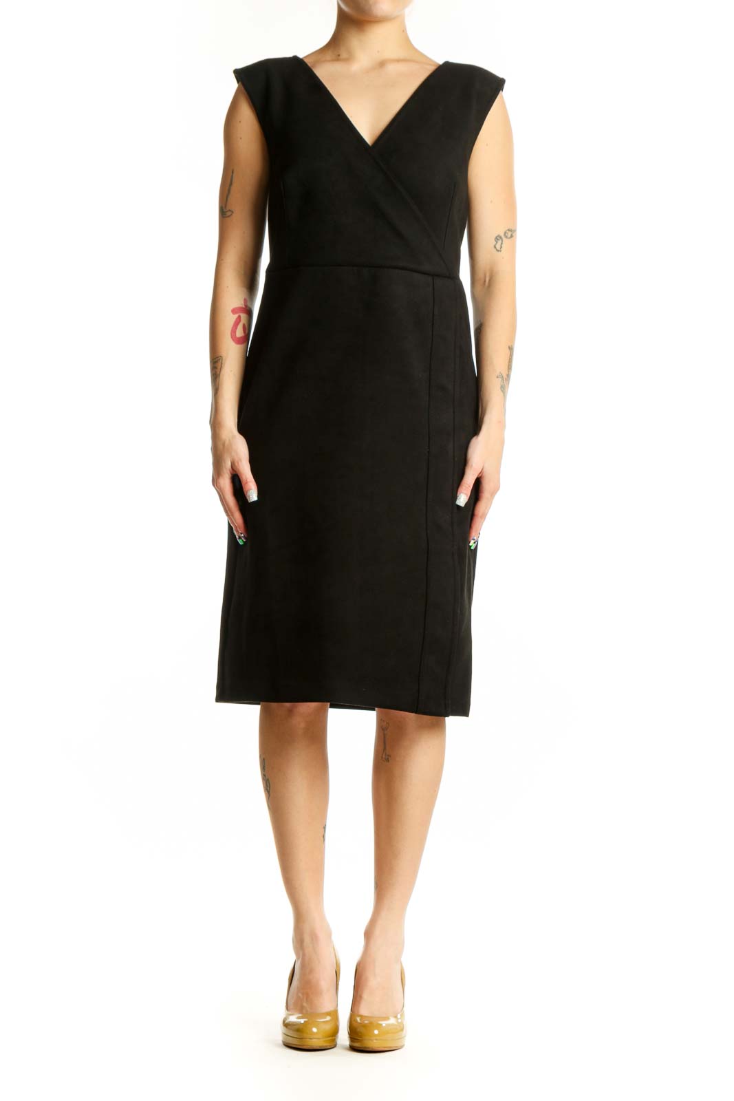 Shop Ann Taylor Petites Clothing and Dresses at SilkRoll. Trade with us!