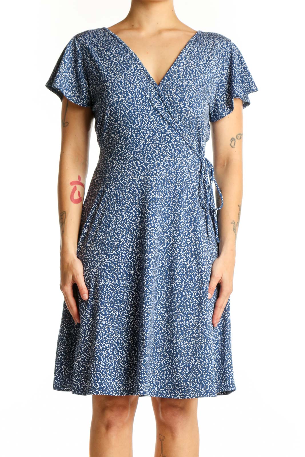 Blue floral wrap midi dress with V-neckline and flutter sleeves, front view
