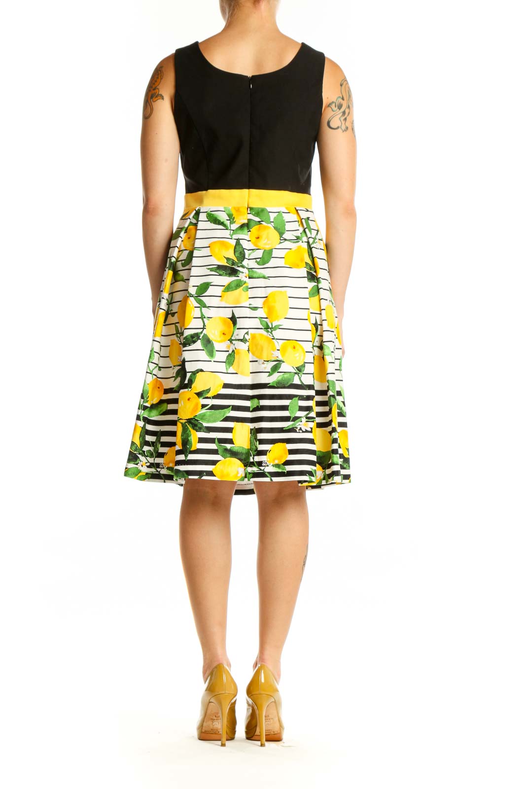 Shop Chetta B Clothing and Dresses at SilkRoll. Trade with us!