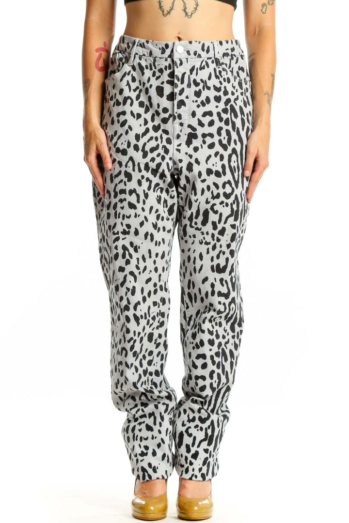 Front view of white and black leopard print denim jeans by Good American, size XXL, high-waisted straight-leg fit