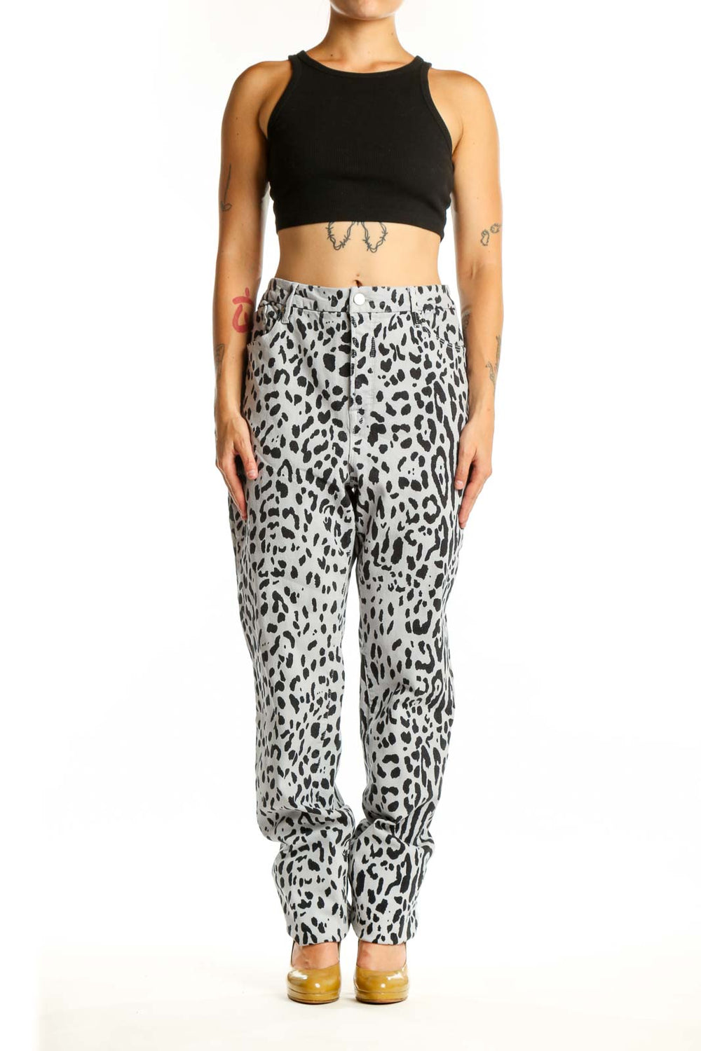 Front view of white and black leopard print denim jeans by Good American, size XXL, high-waisted straight-leg fit