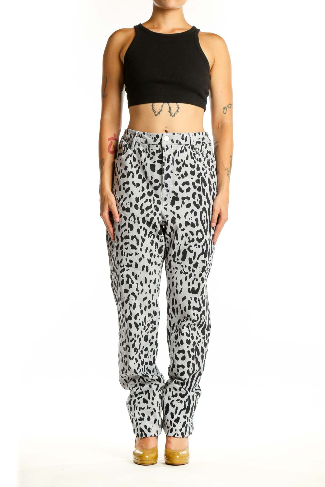Front view of white and black leopard print denim jeans by Good American, size XXL, high-waisted straight-leg fit