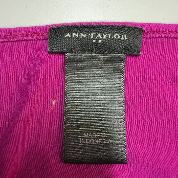 Burgundy textured sleeveless tank top from Ann Taylor, back view on model