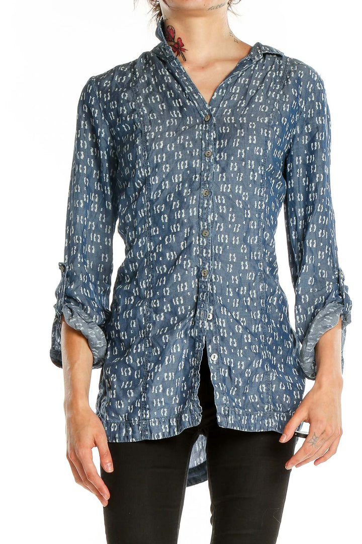 Front view of NIC + ZOE blue patterned button-down shirt