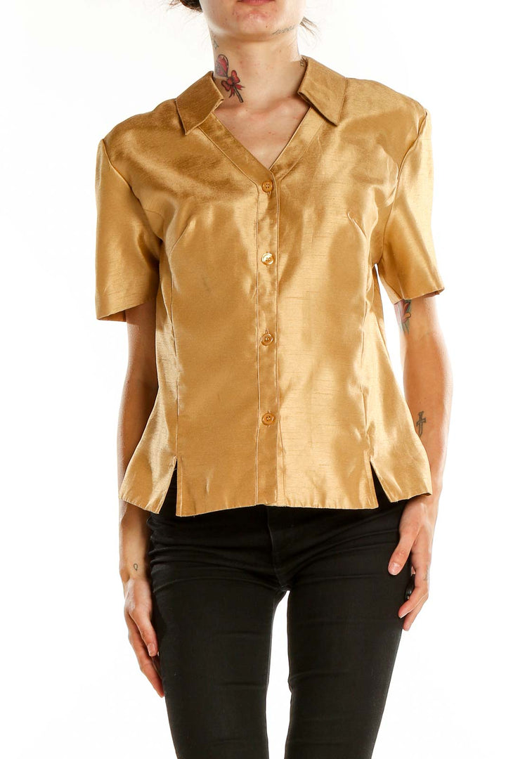 Front view of SAG HARBOR gold shimmering short-sleeve button-up blouse