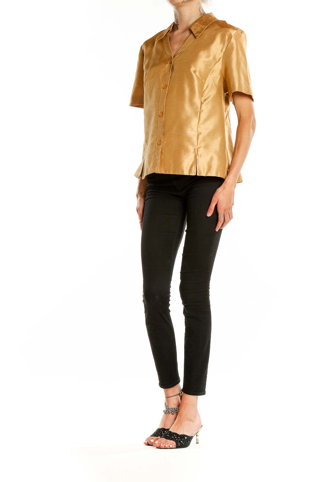 Front view of SAG HARBOR gold shimmering short-sleeve button-up blouse