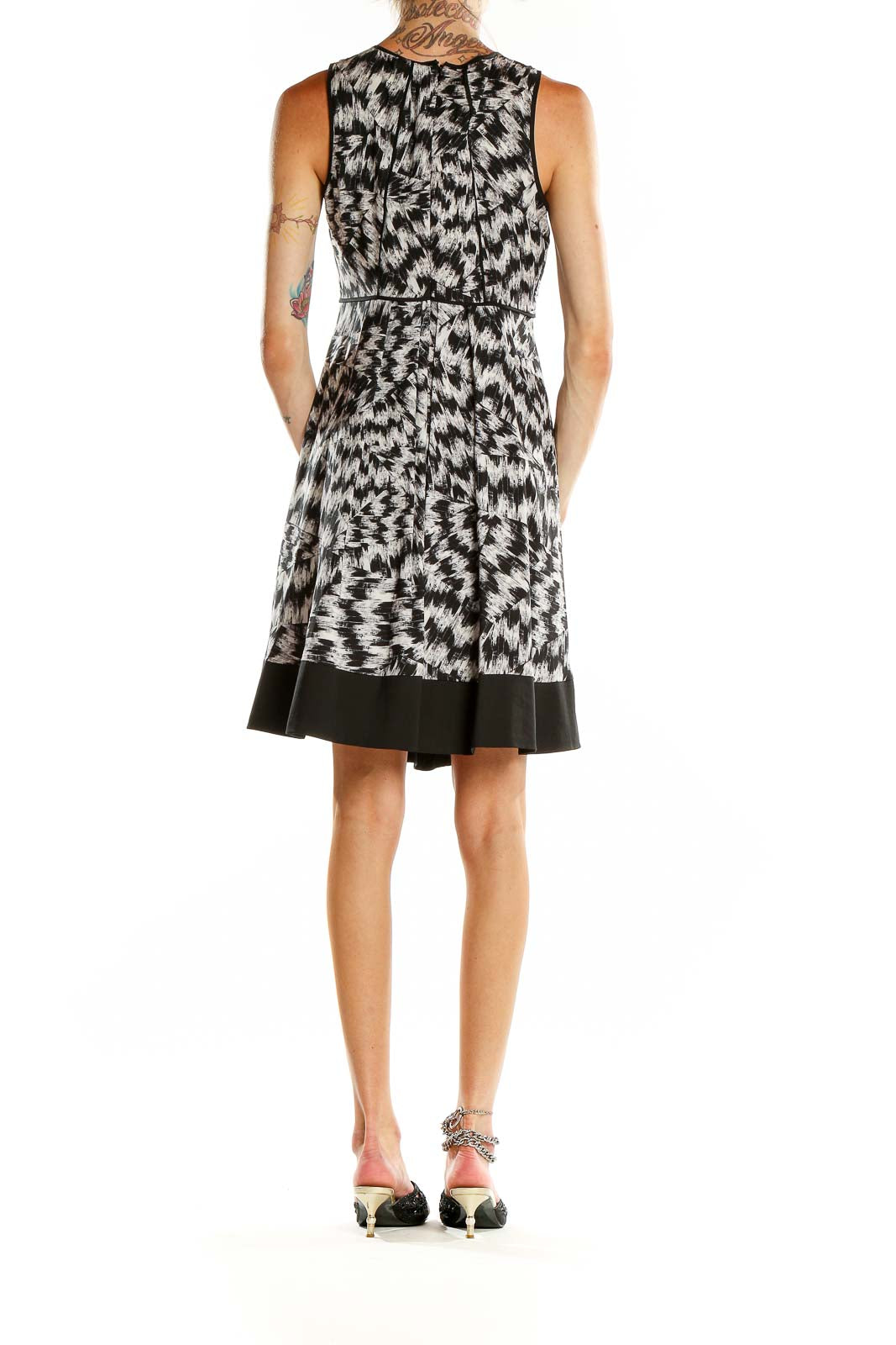 Back view of Vince Camuto black and white abstract print sleeveless dress