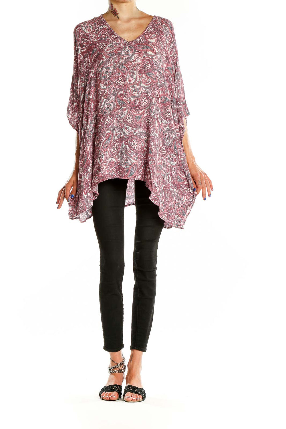 Front view of pink paisley flowy tunic top by Show Me Your Mumu