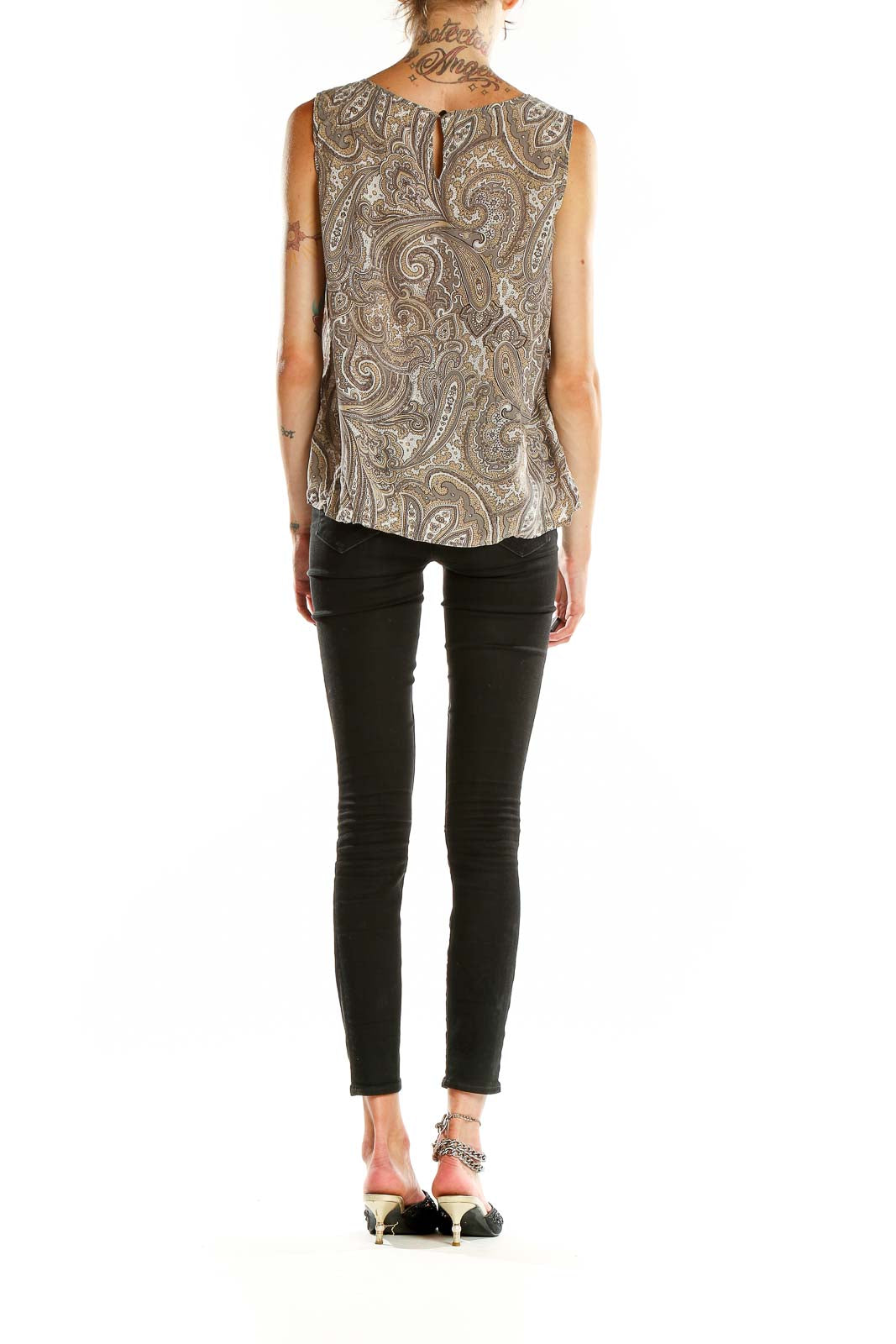 Back view of Talbots taupe paisley sleeveless blouse on model