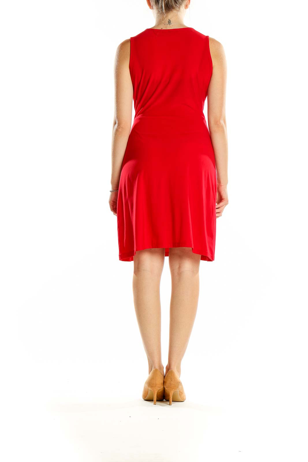 Back view of red sleeveless wrap dress by Hail3y:23