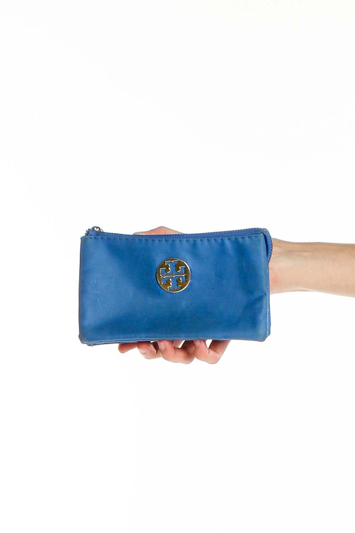 Blue Clutch