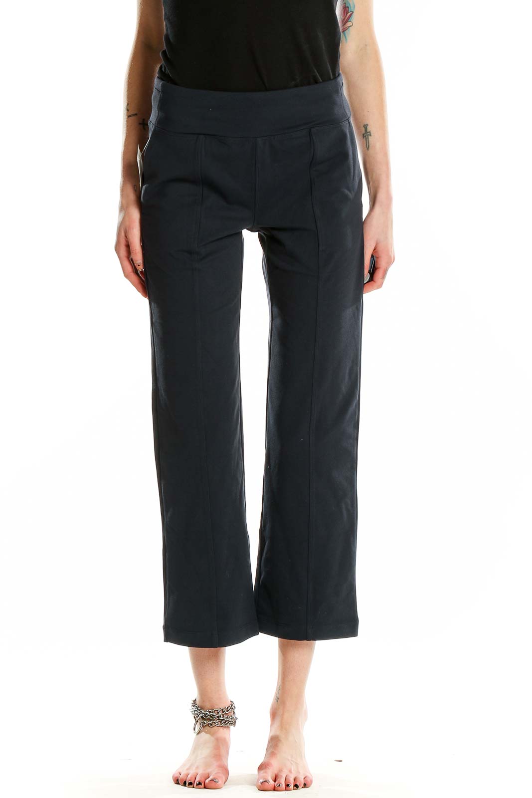 Front view of navy Athleta cropped activewear pants